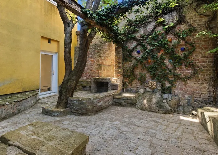 Διαμέρισμα Stylish Apartment, 5 Minutes To U6 & U4 Βιέννη
