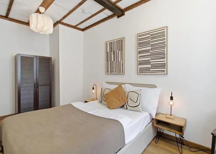 Stylish Apartment, 5 Minutes To U6 & U4 Διαμέρισμα *