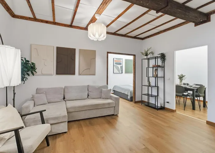 Stylish Apartment, 5 Minutes To U6 & U4 Διαμέρισμα *