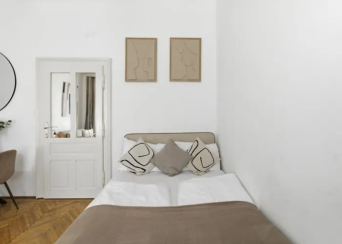Stylish Apartment, 5 Minutes To U6 & U4 Βιέννη