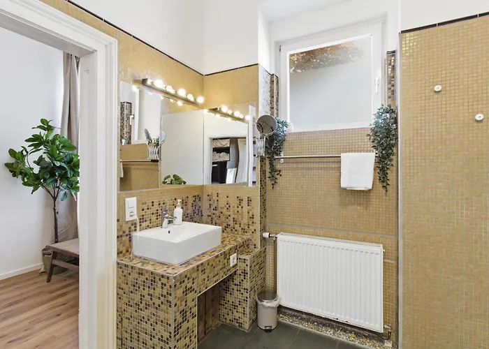 Διαμέρισμα Stylish Apartment, 5 Minutes To U6 & U4