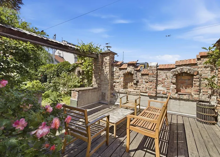 Stylish Apartment, 5 Minutes To U6 & U4